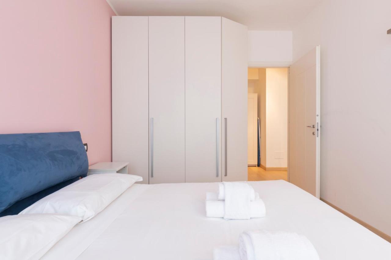 Luxury Apartment Near Bocconi Zamenhof 7 Milánó Kültér fotó